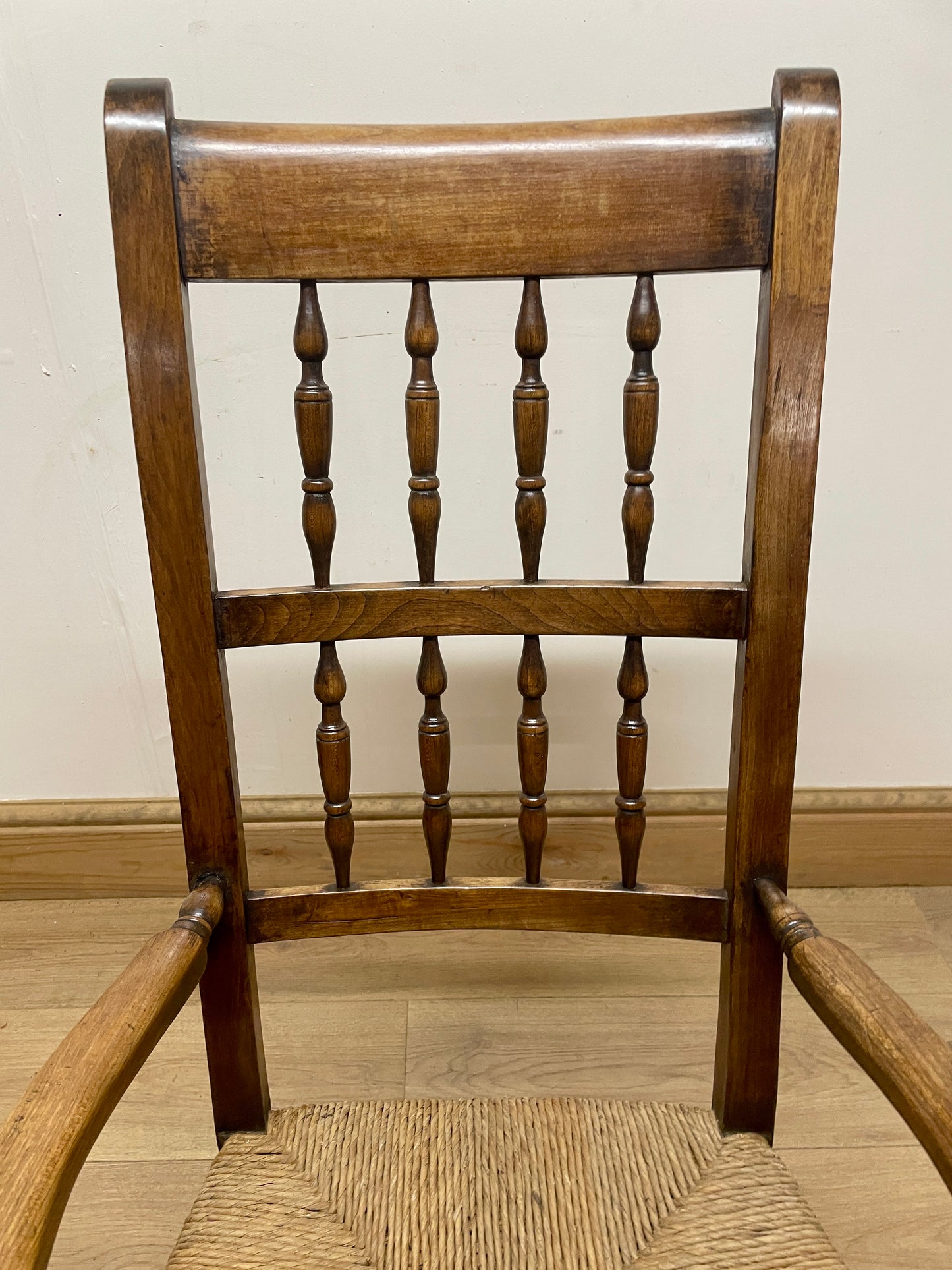 Antique Rush Seated Rocking Chair – Traditional Wooden Rocker