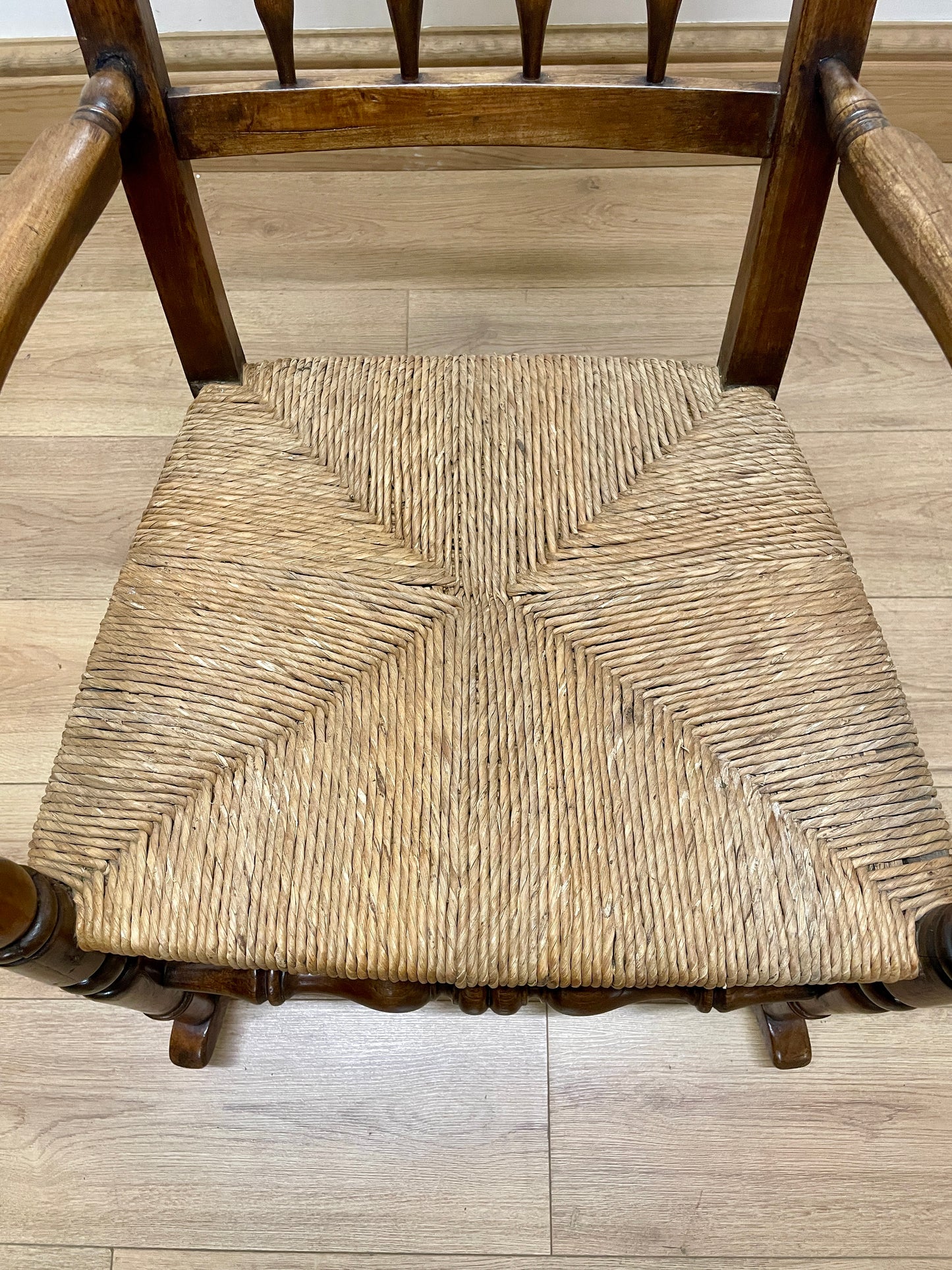 Antique Rush Seated Rocking Chair – Traditional Wooden Rocker