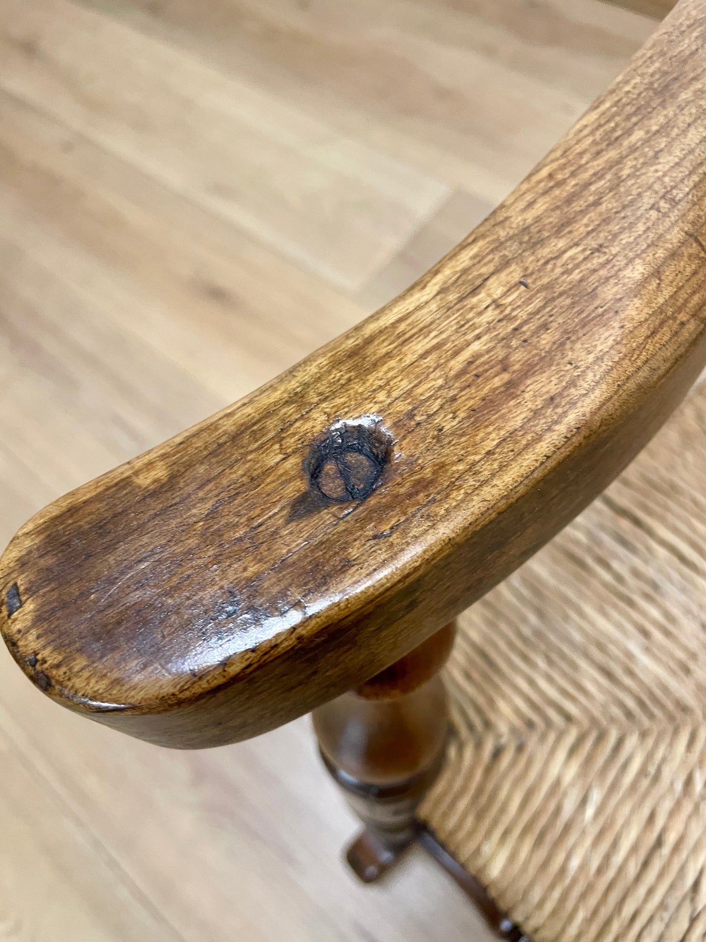 Antique Rush Seated Rocking Chair – Traditional Wooden Rocker