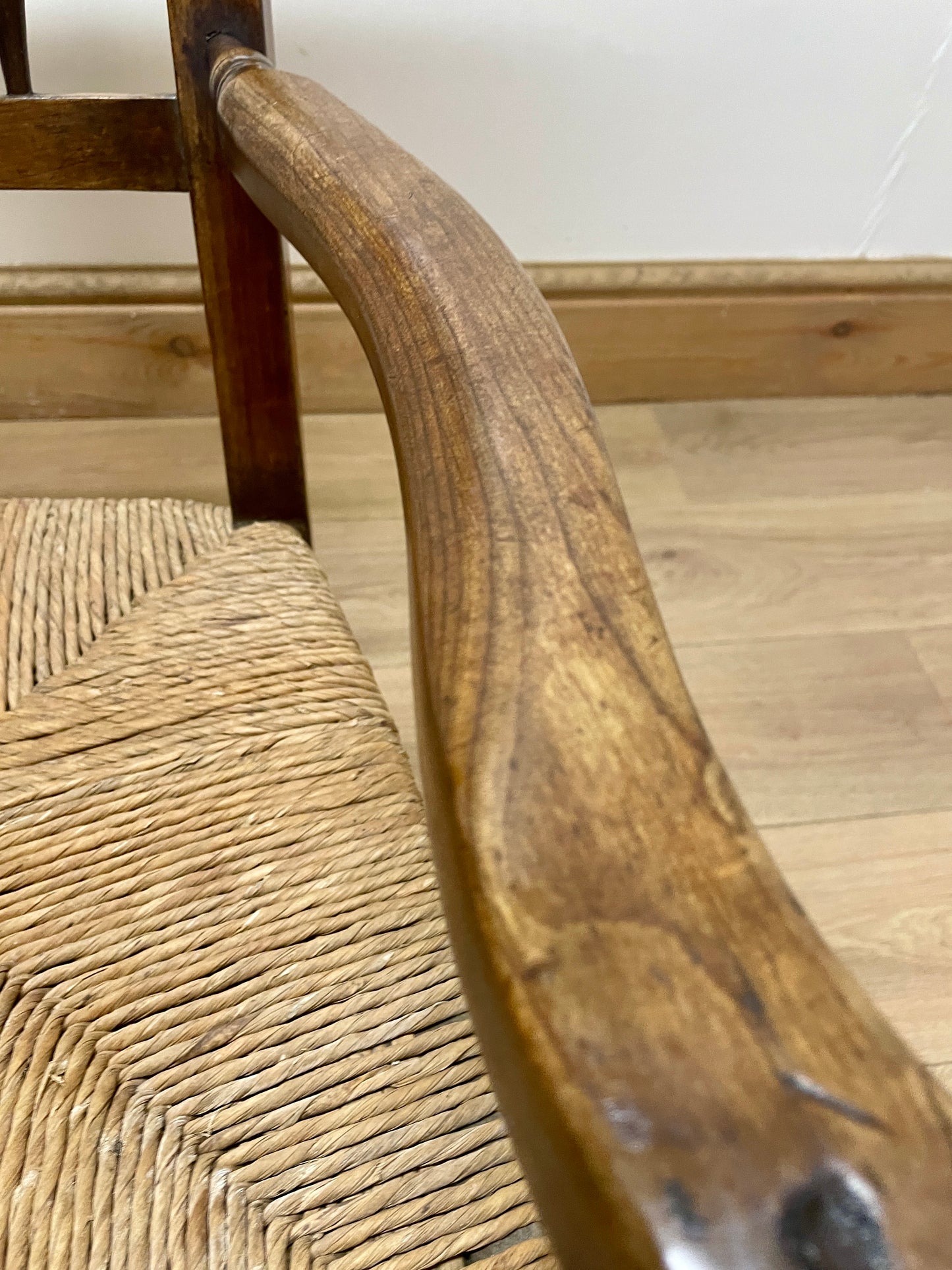 Antique Rush Seated Rocking Chair – Traditional Wooden Rocker