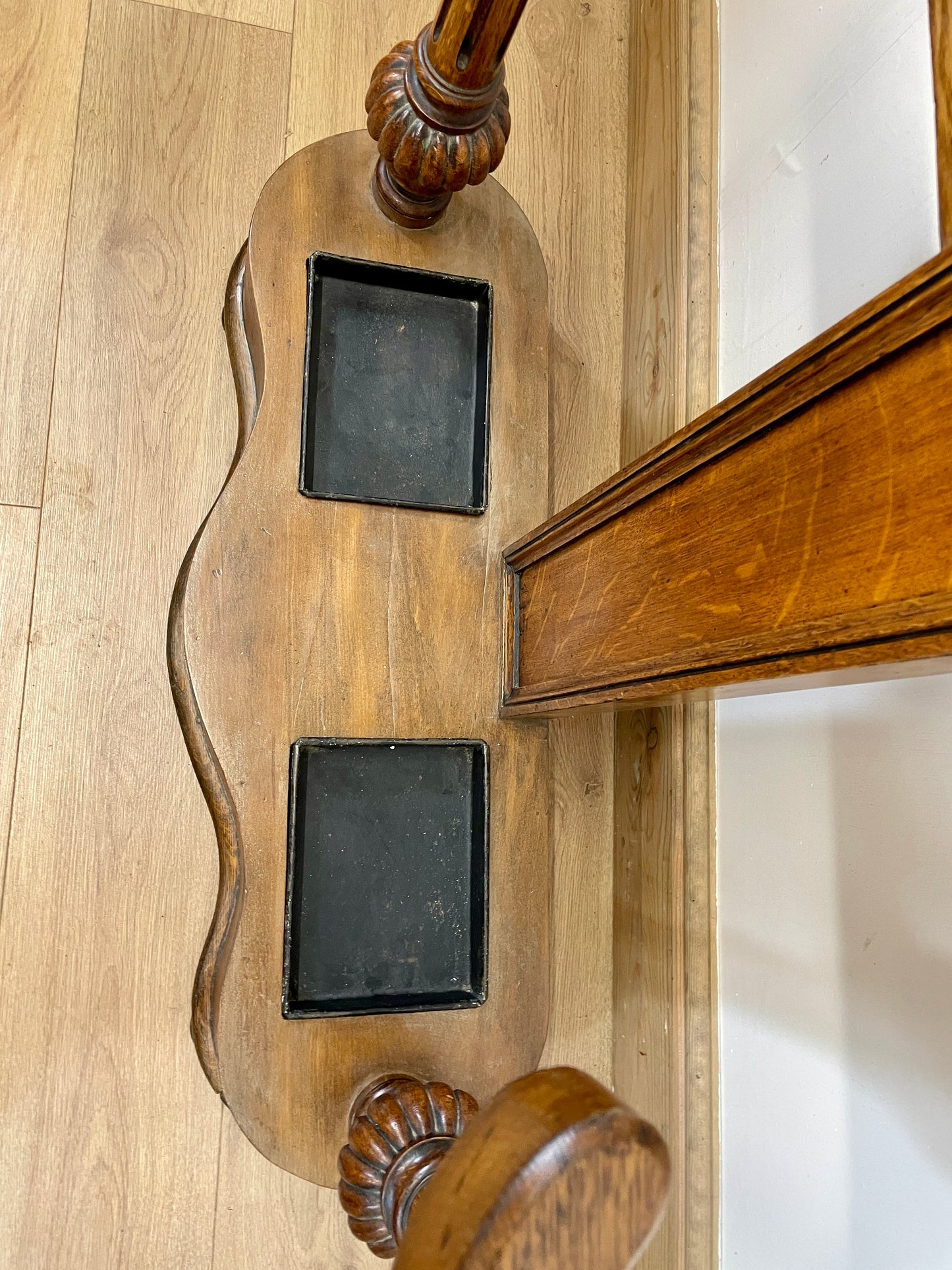 Antique Oak Coat Rack with Mirror – Restored Vintage Hall Stand