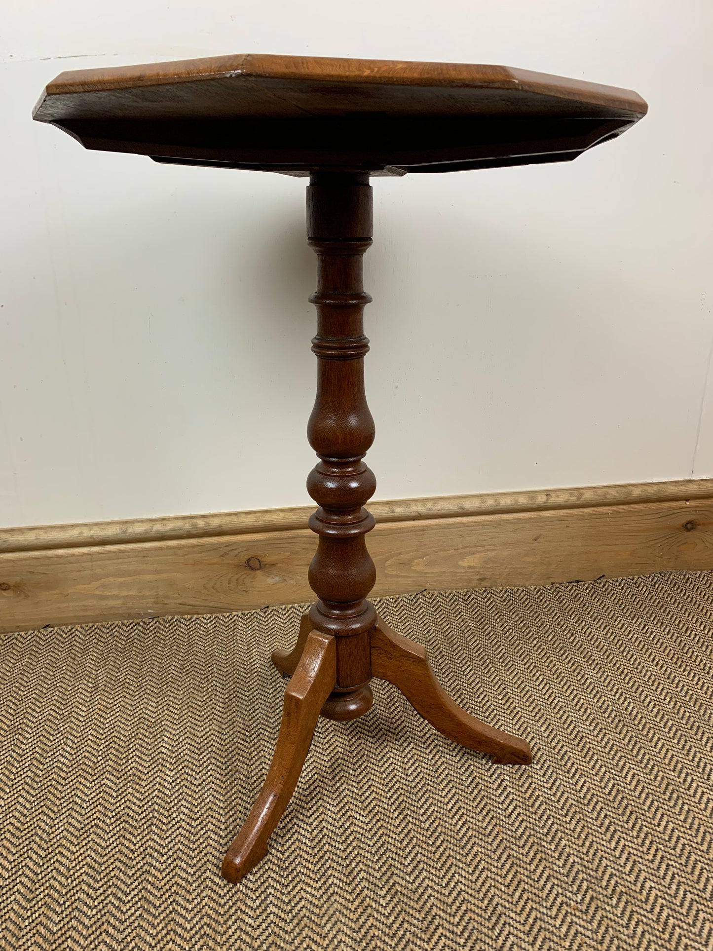 Victorian Grandeur: Ornate Tilt-Top Table