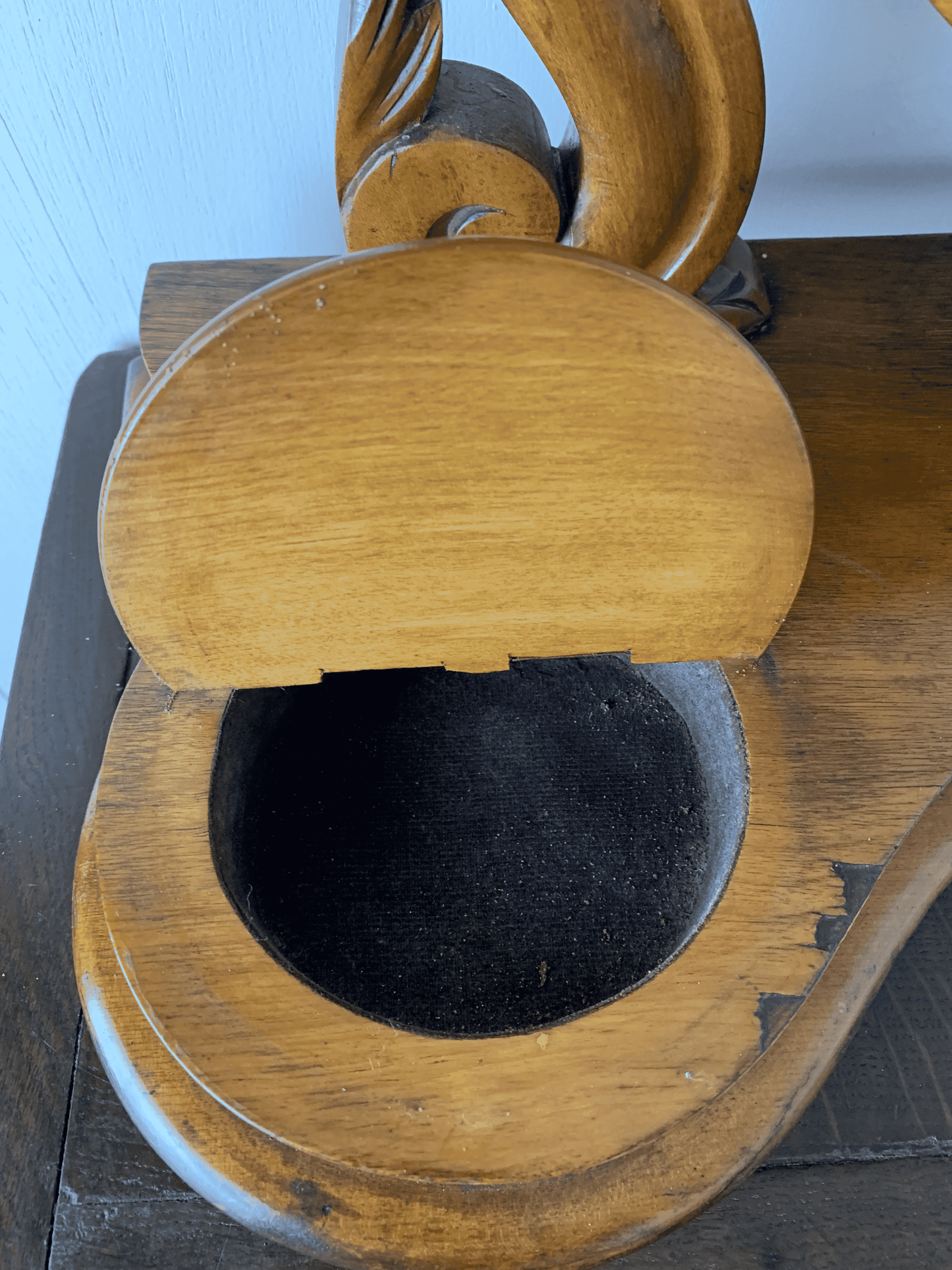 Preserving Heritage: Oval Mirror with History