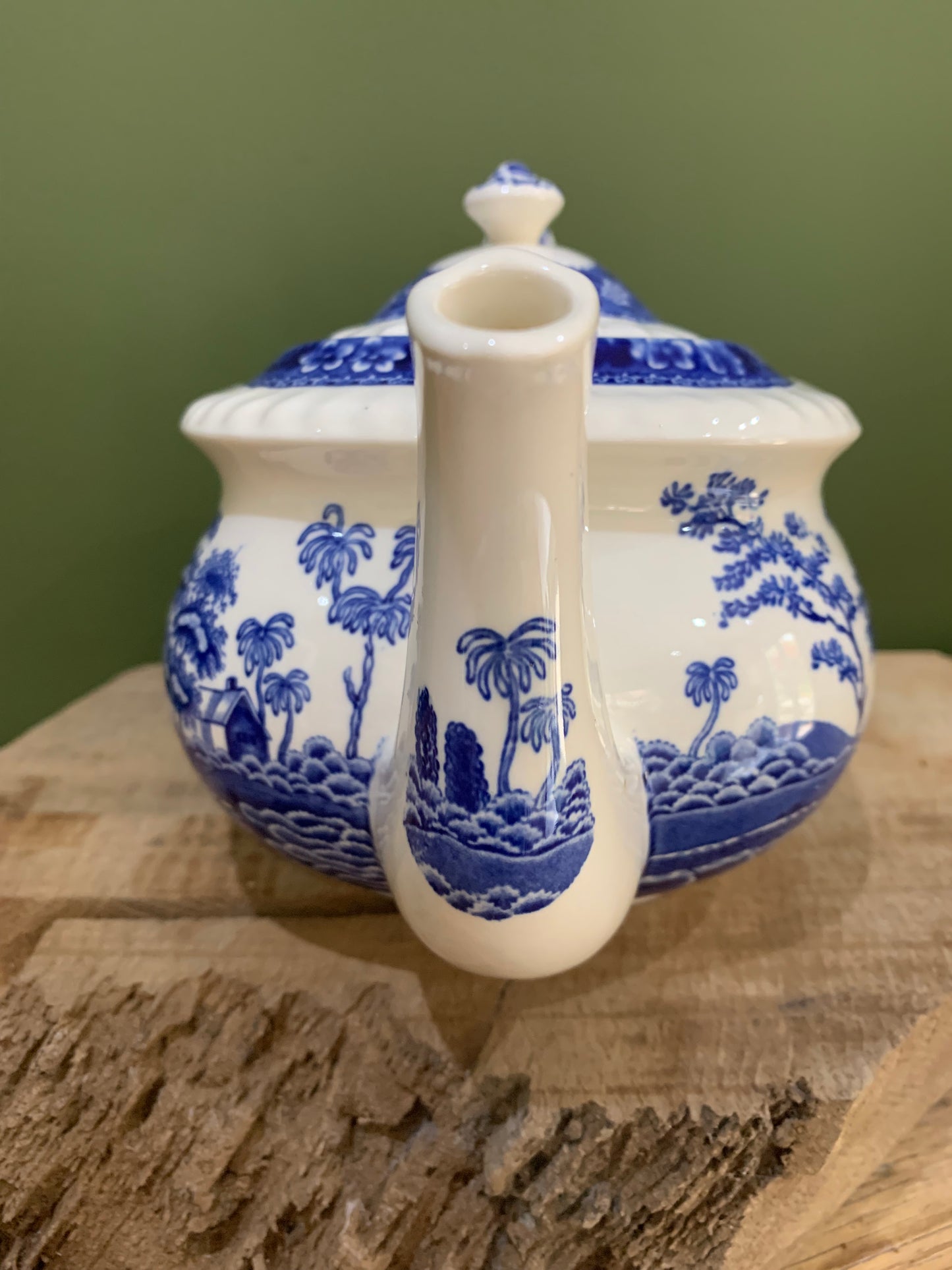 Crafted to Perfection: Spode Blue Tower Teapot