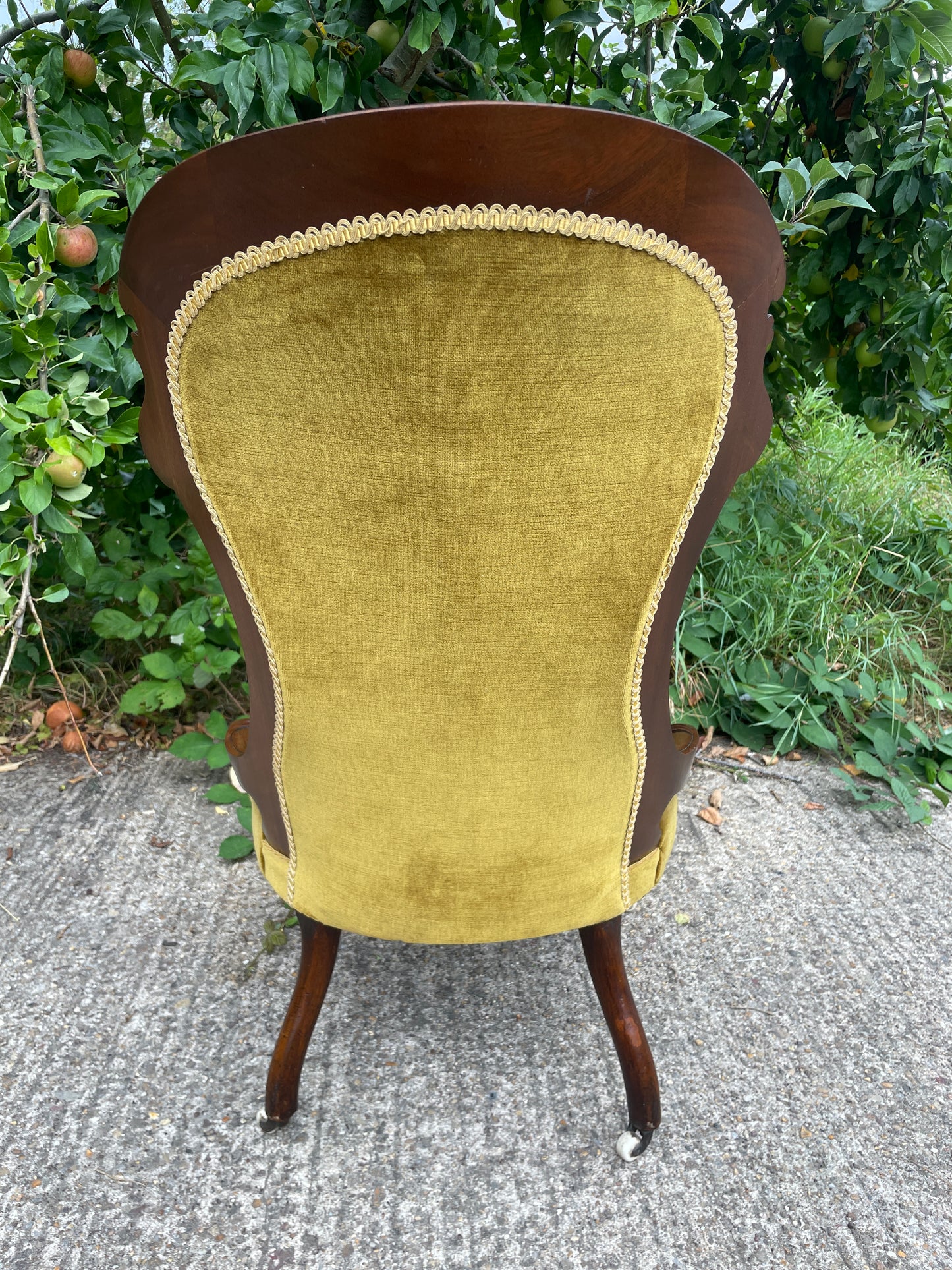 Victorian mahogany salon chair