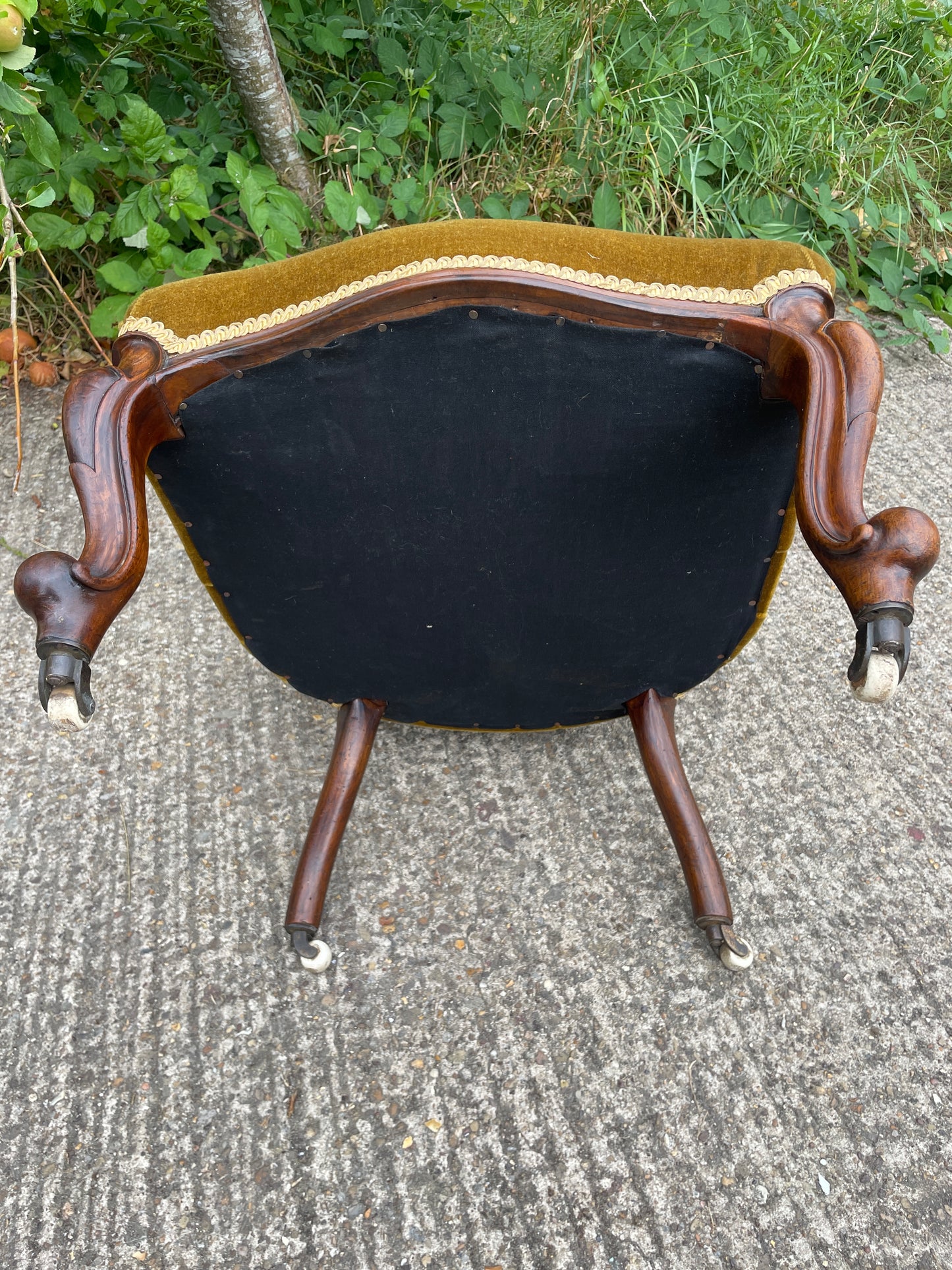 Victorian mahogany salon chair