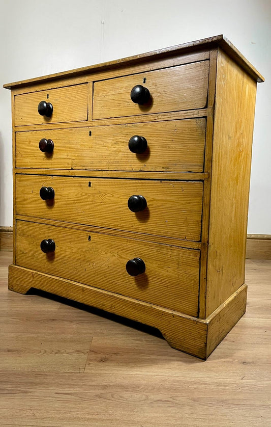 Antique Victorian pine chest of drawers In original paint