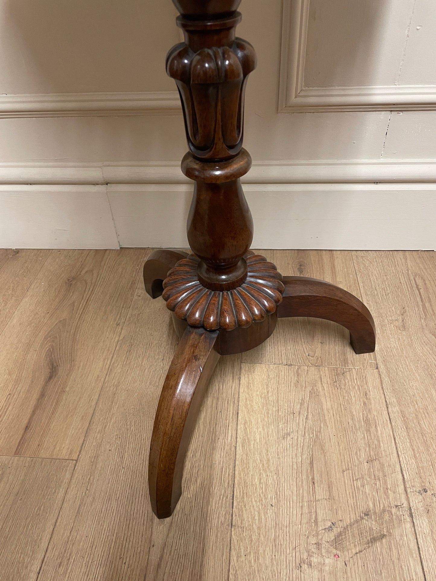 Georgian rosewood tripod table