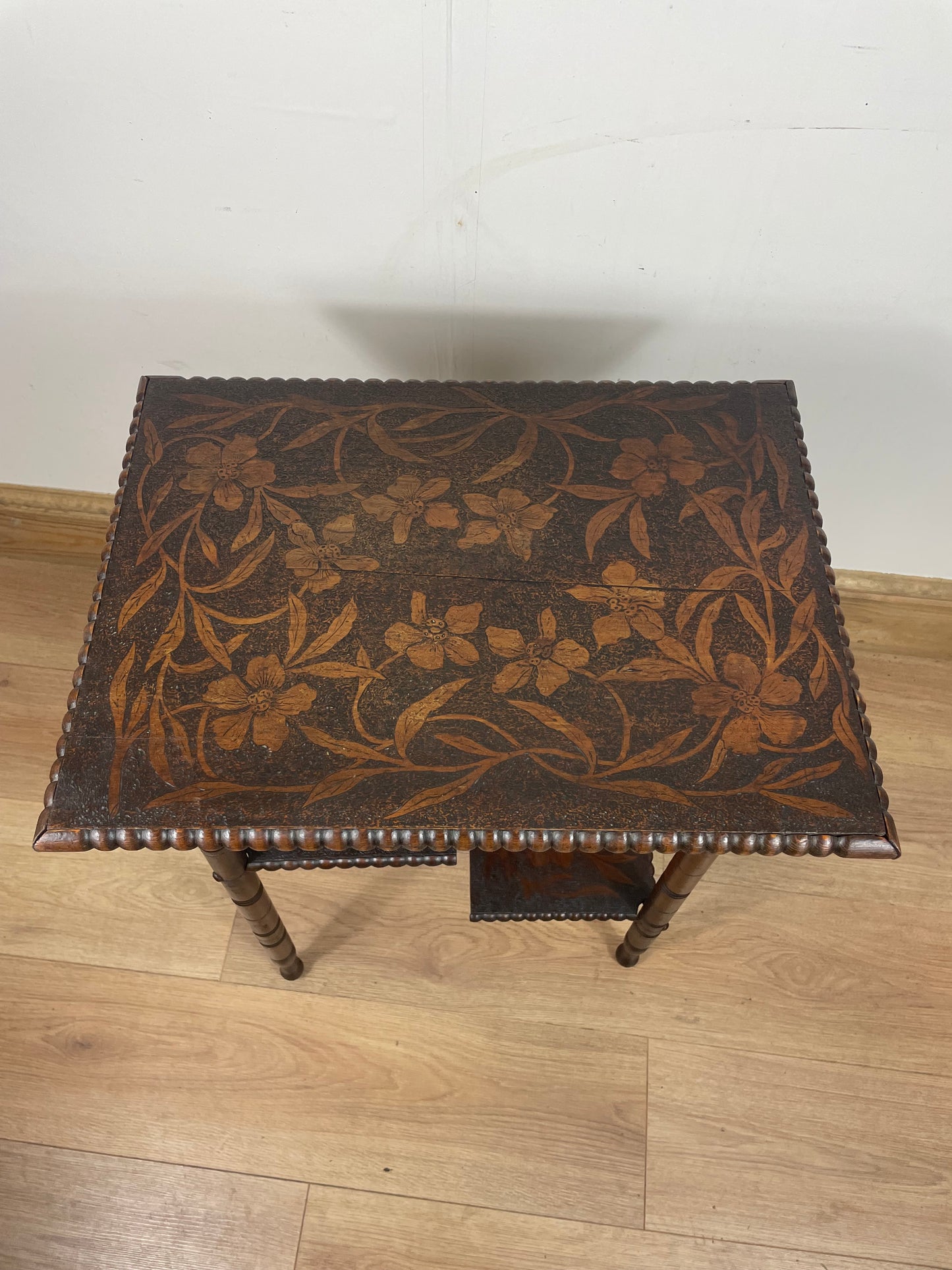 1902 poker art table