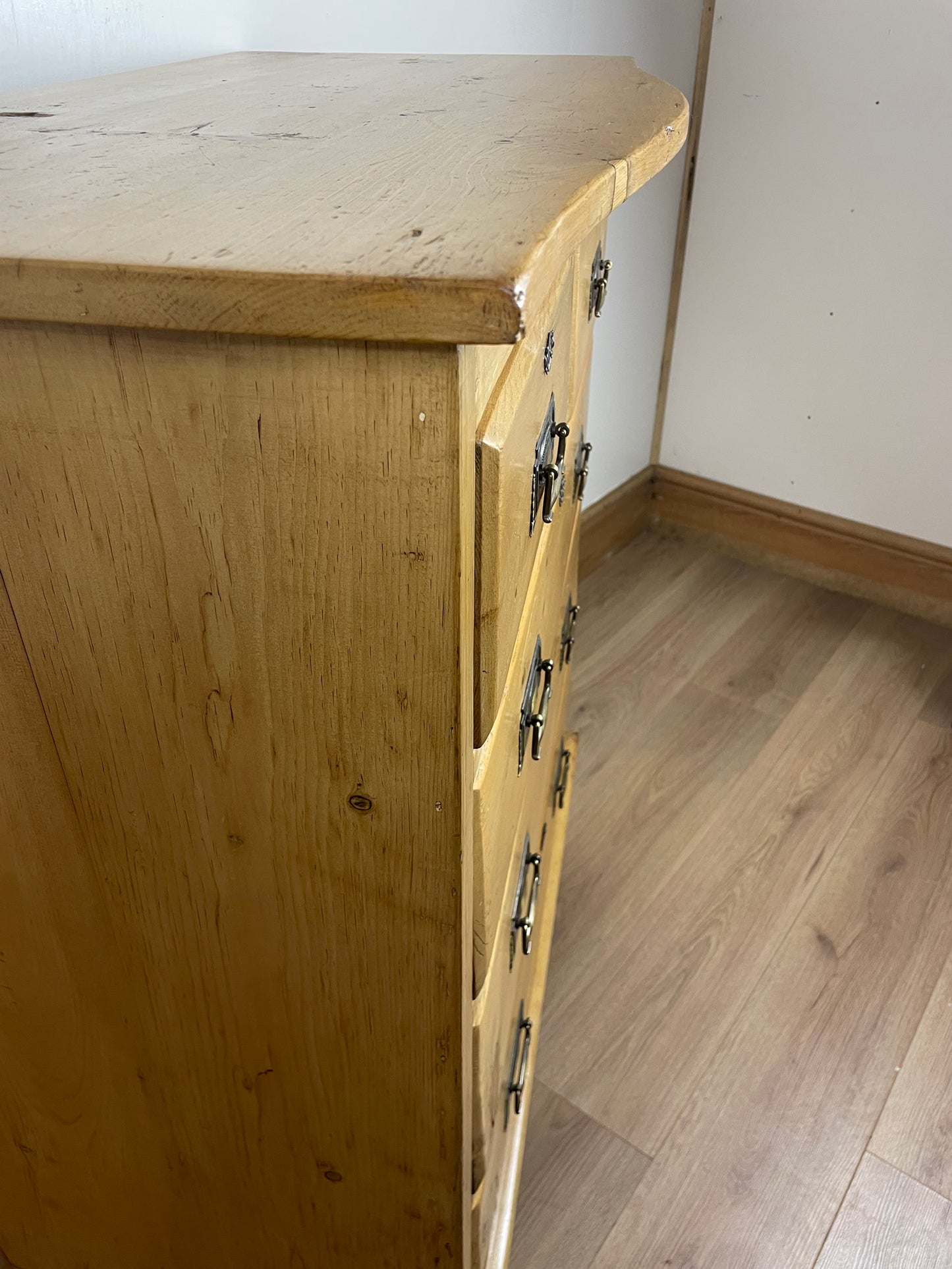 Antique pine chest of drawers