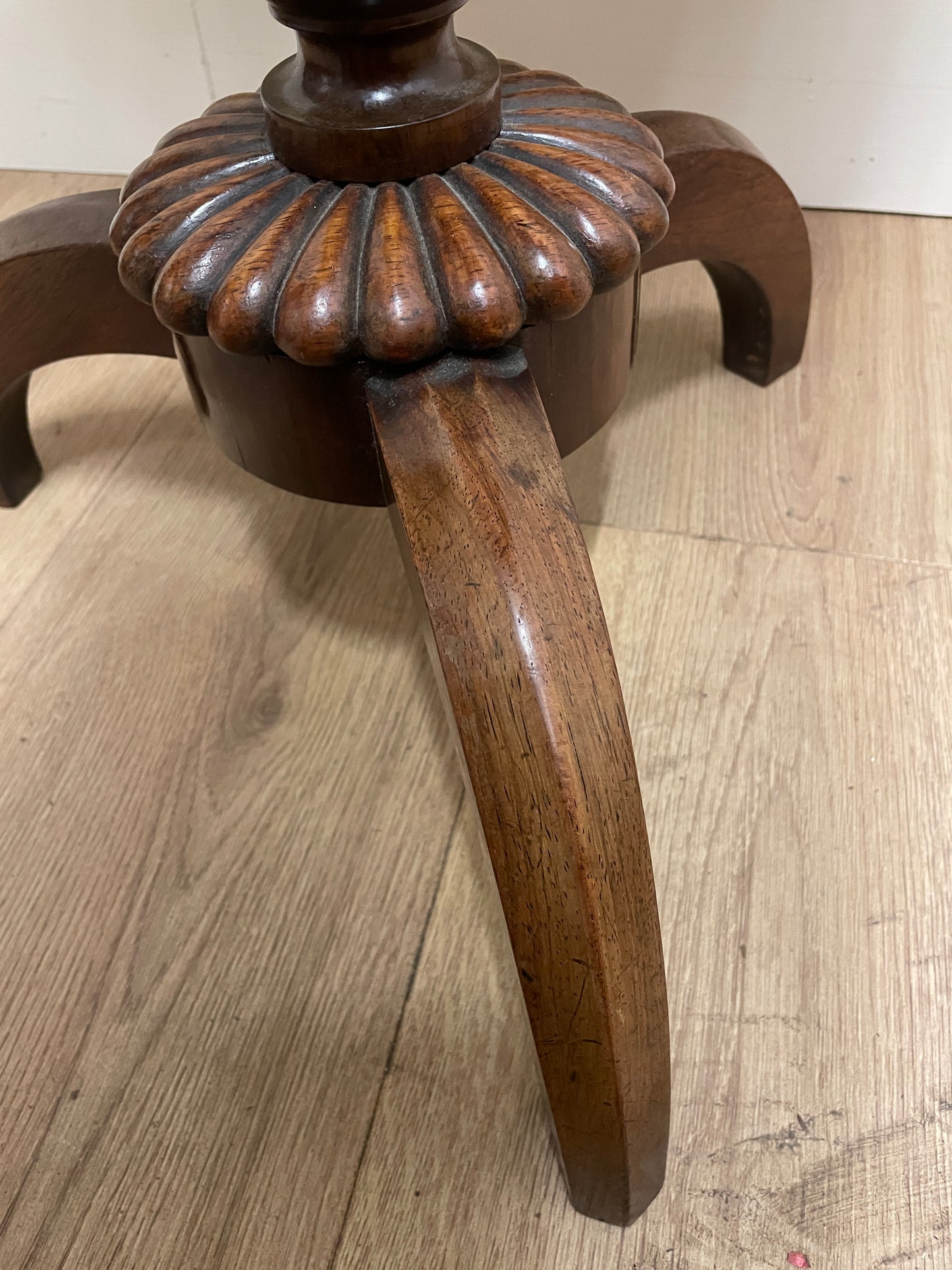 Georgian rosewood tripod table