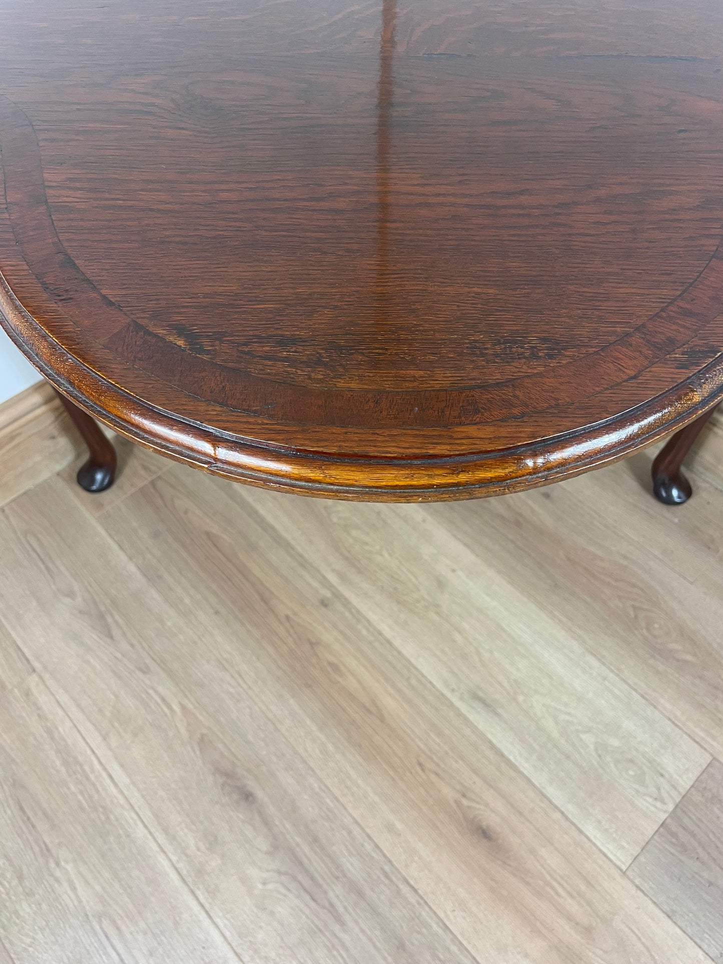 Oak corner table