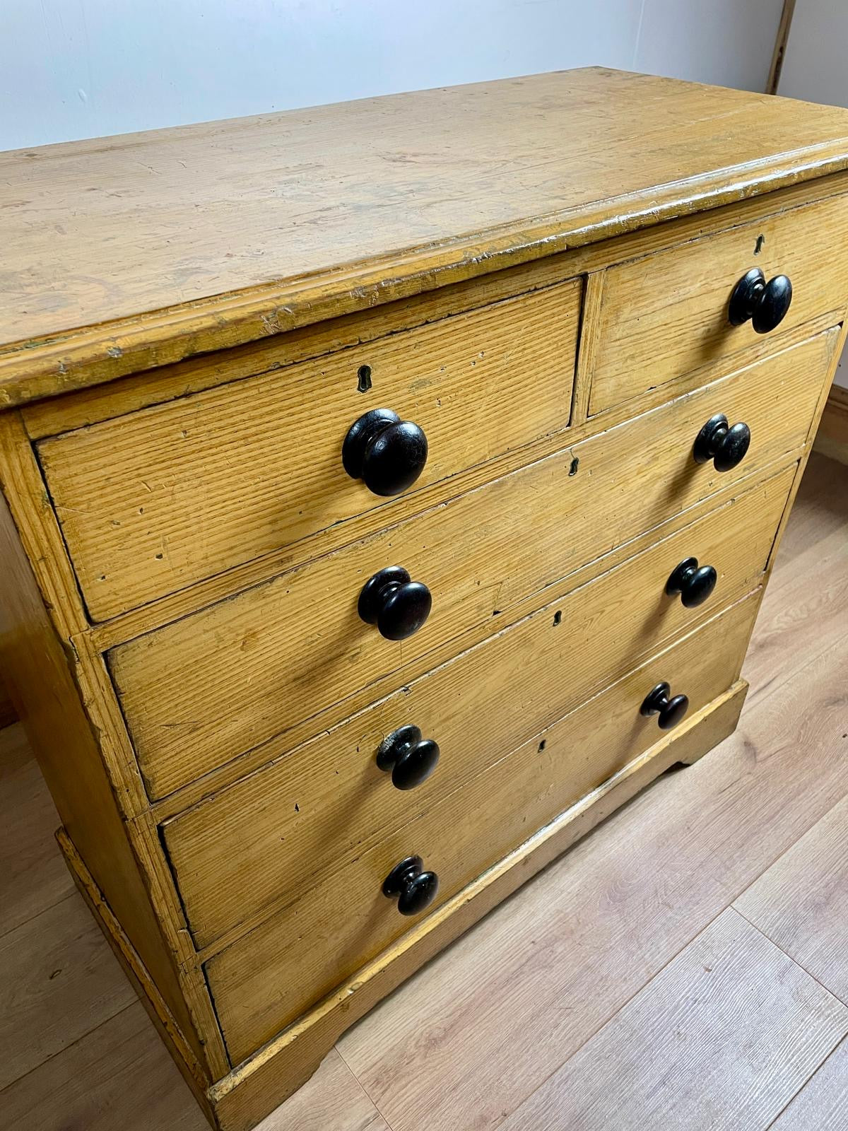 Antique Victorian pine chest of drawers In original paint