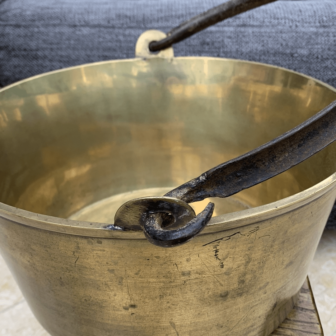 Heavy Brass Cooking Pot: Unparalleled Durability and Timeless Beauty