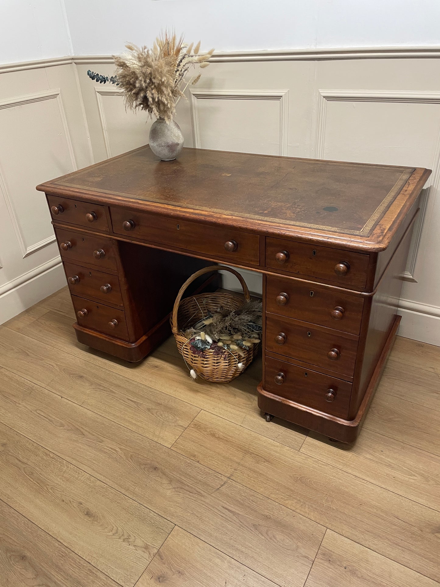 Antique Mahogany Victorian Pedestal Desk with Original Leather Top