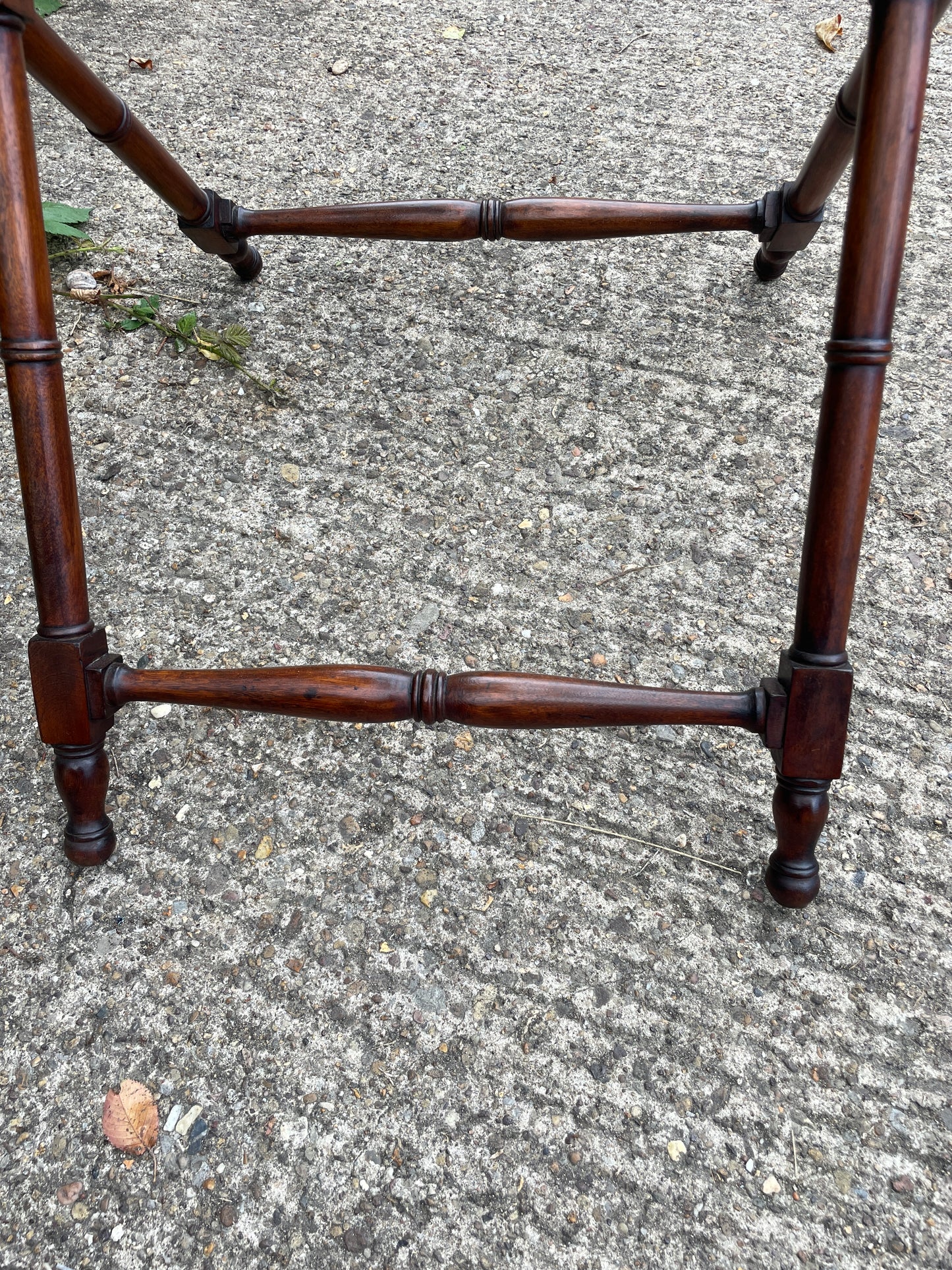 Large Georgian mahogany butler’s tray