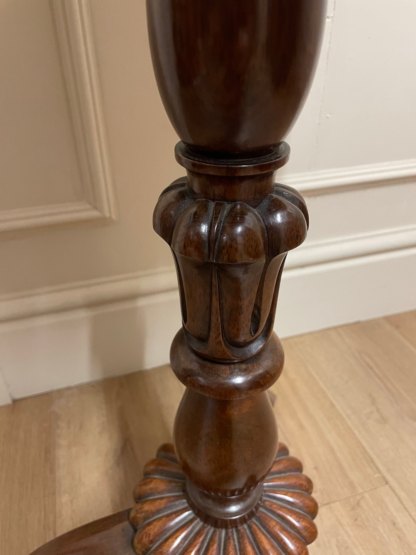 Georgian rosewood tripod table