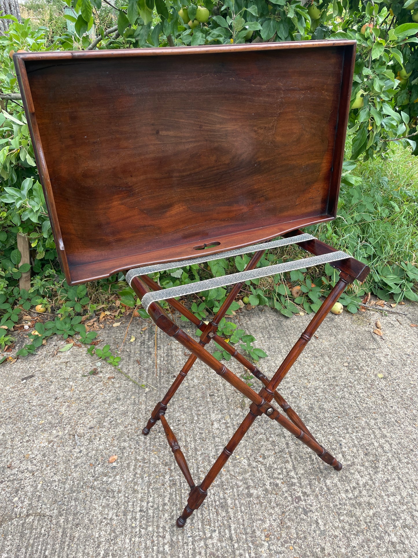 Large Georgian mahogany butler’s tray