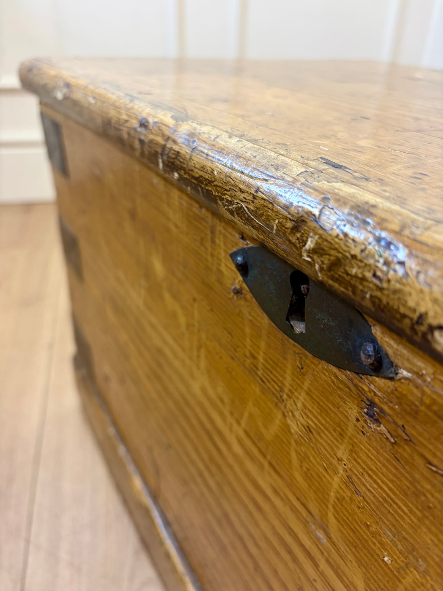 Antique Pine Storage Box Coffee Table