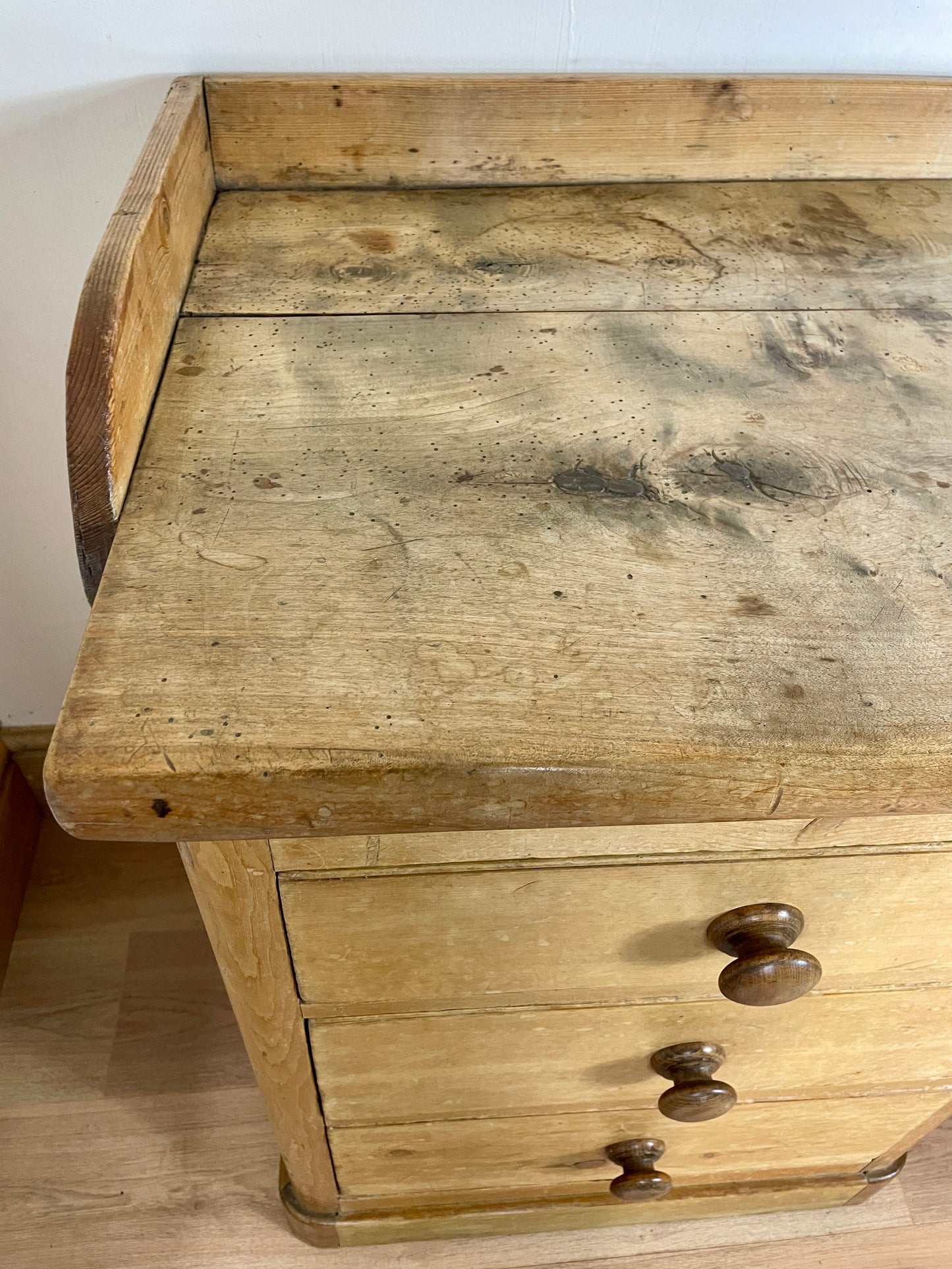 Antique Georgian Pine & Sycamore Sideboard