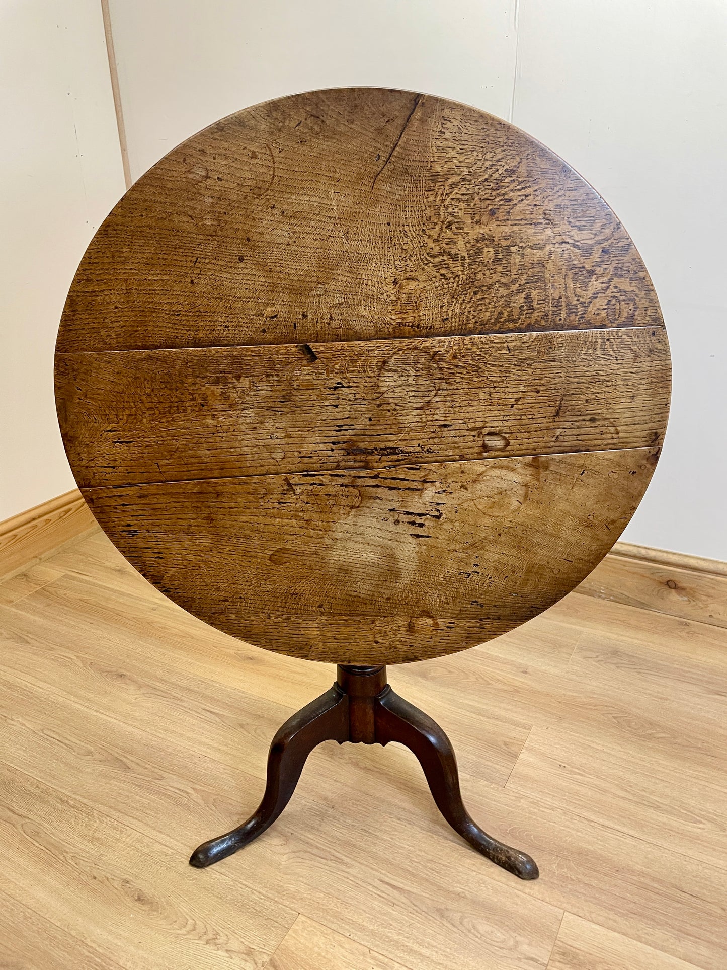 Georgian Oak Tripod Table