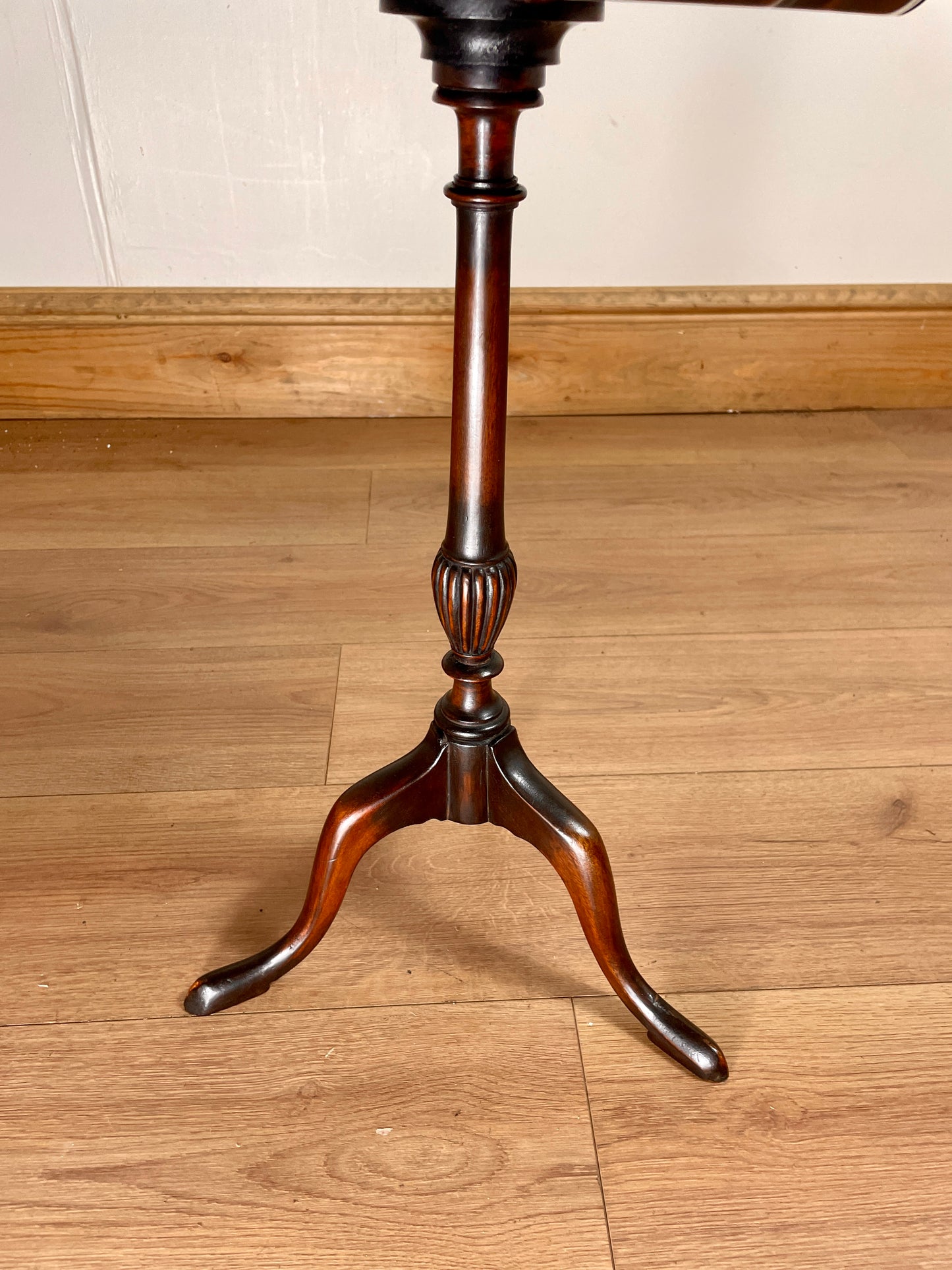 Antique Edwardian Pie Crust Wine Table