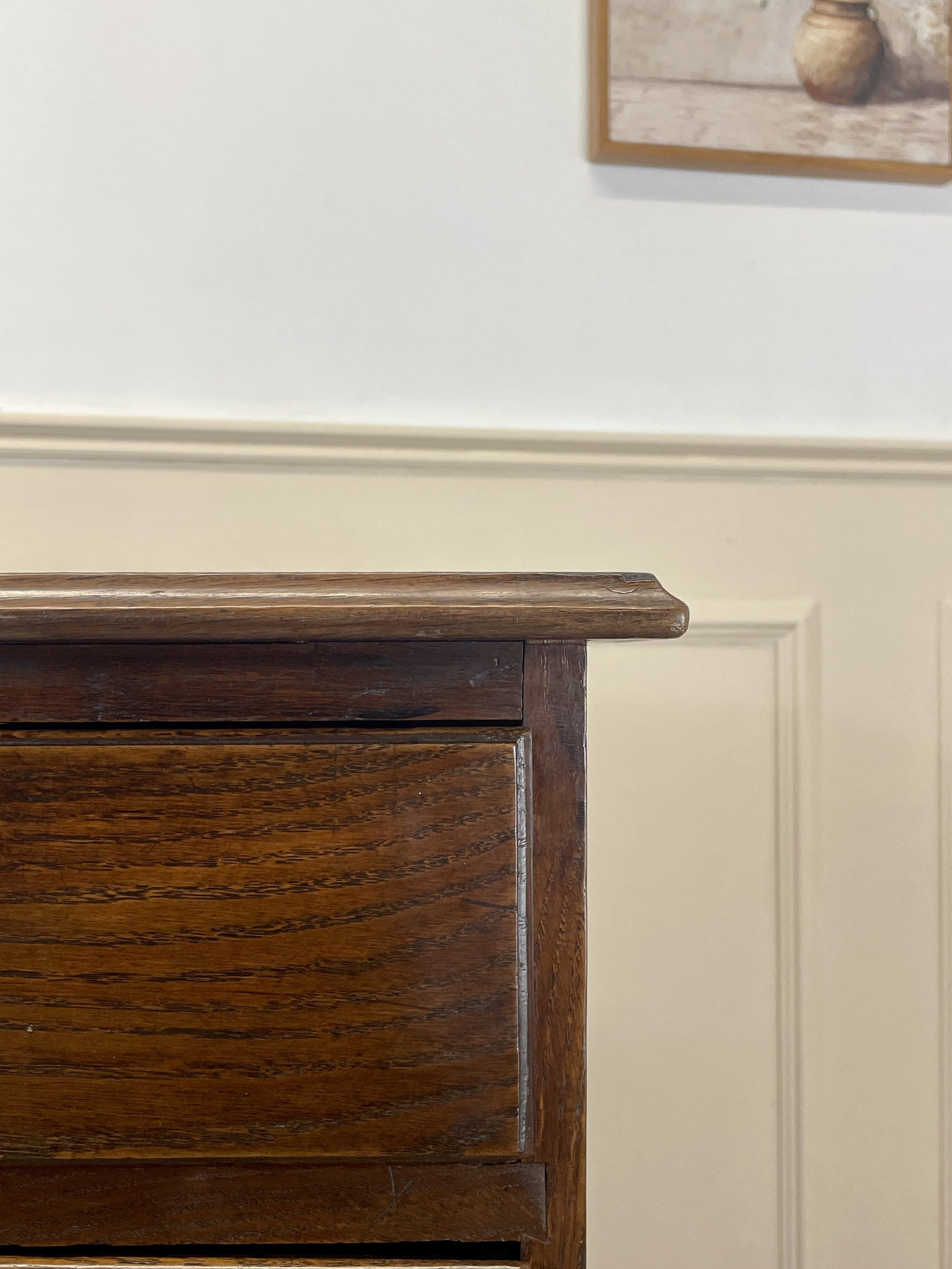 Antique Georgian oak chest of drawers with original brass handles