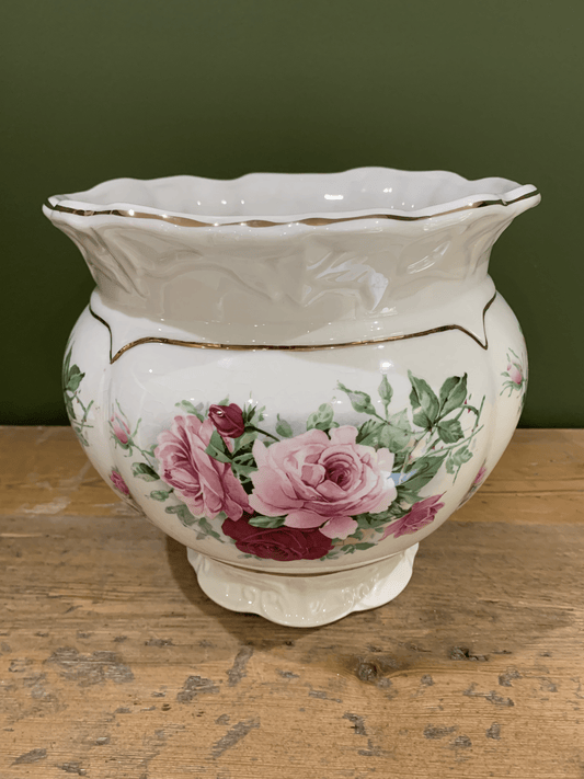 Grandeur and Romance: Antique Rose Planter for Your Garden Oasis
