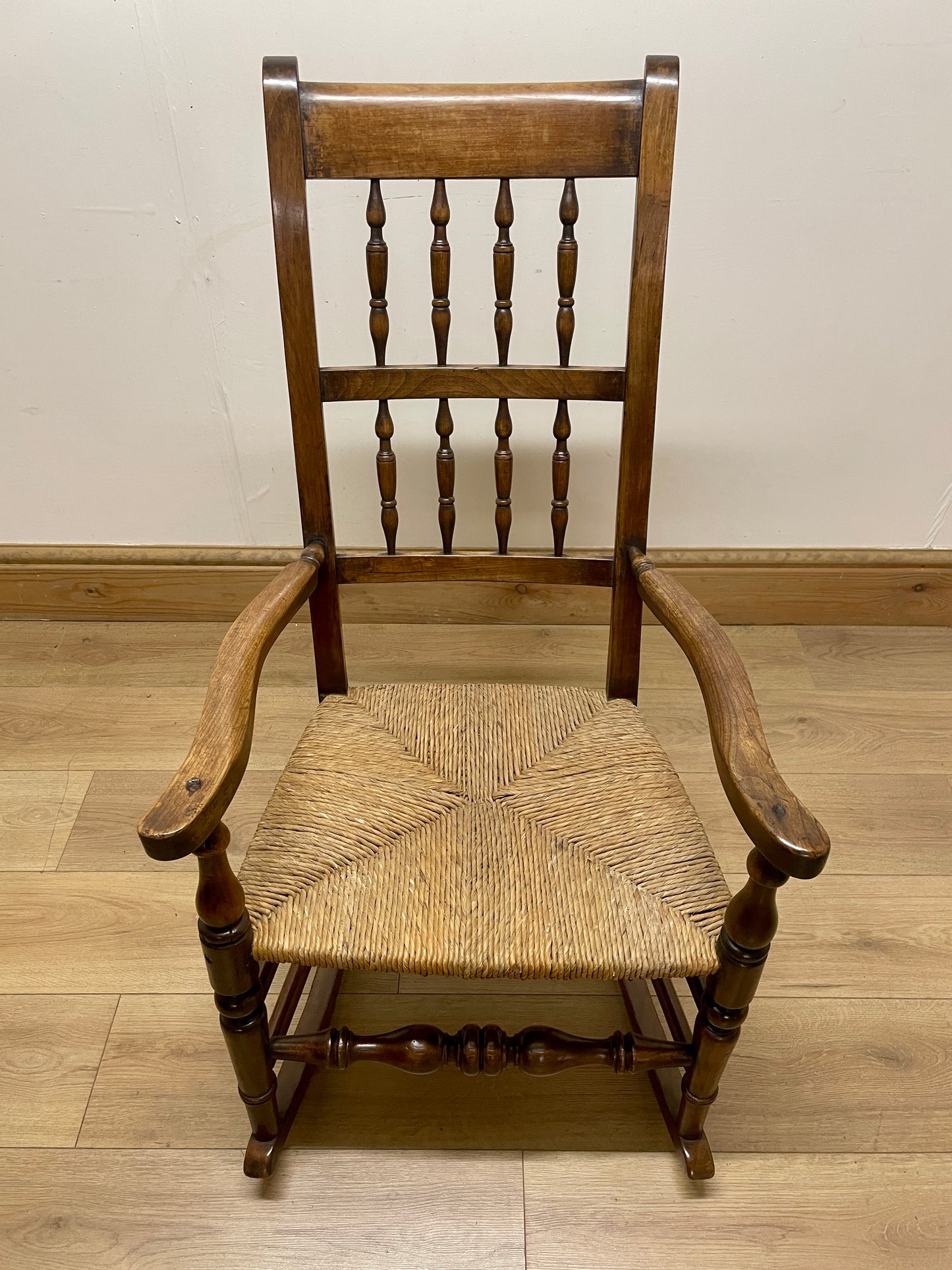 Antique Rush Seated Rocking Chair – Traditional Wooden Rocker