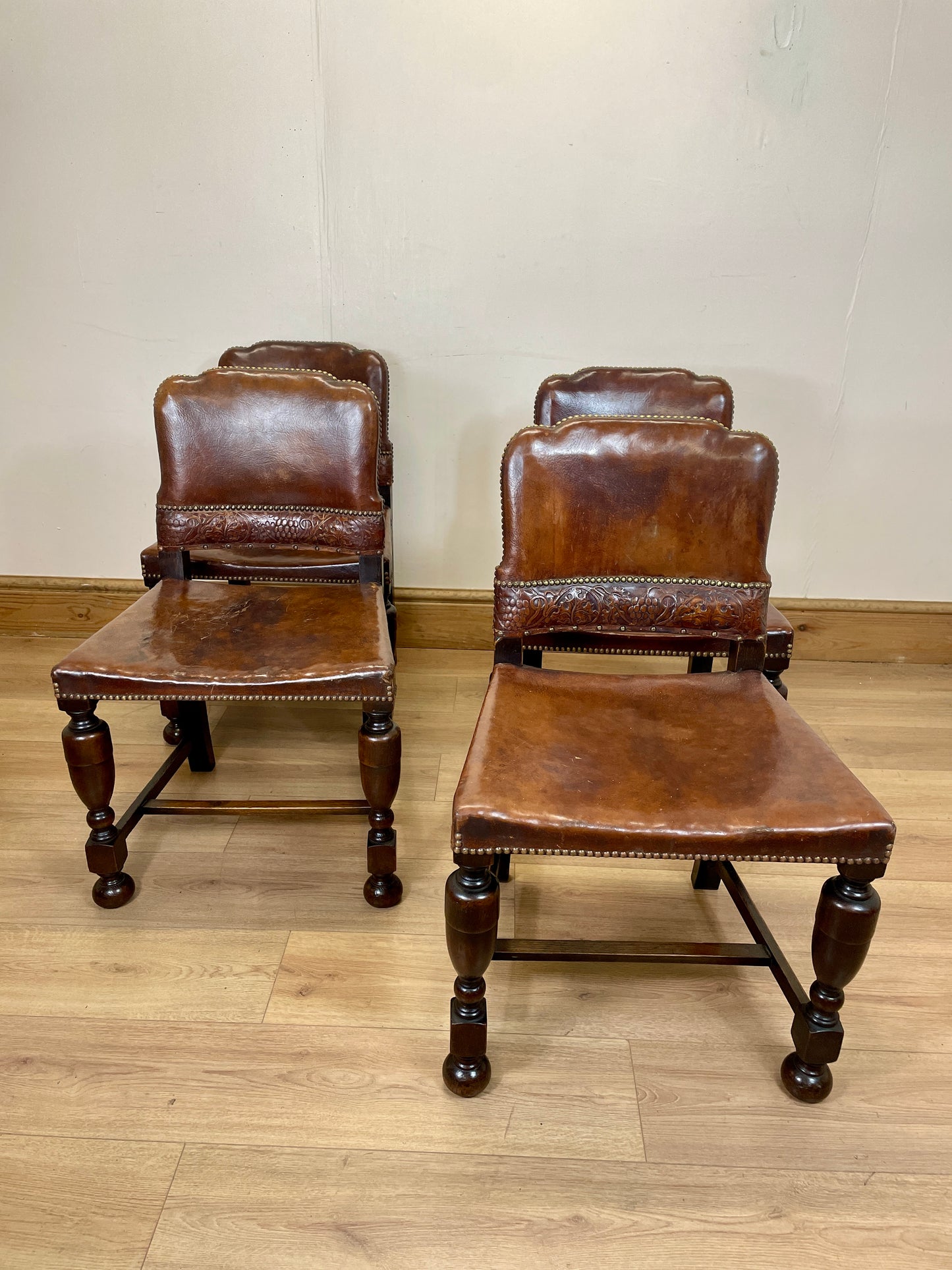 Antique Set of 4 Brown Leather Side Chairs – Arts & Crafts Oak
