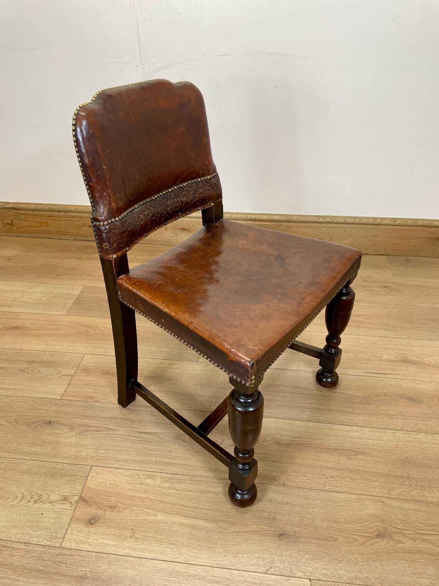 Antique Set of 4 Brown Leather Side Chairs – Arts & Crafts Oak
