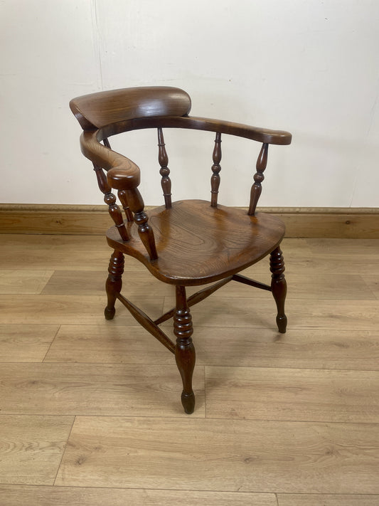 antique-victorian-captains-chair
