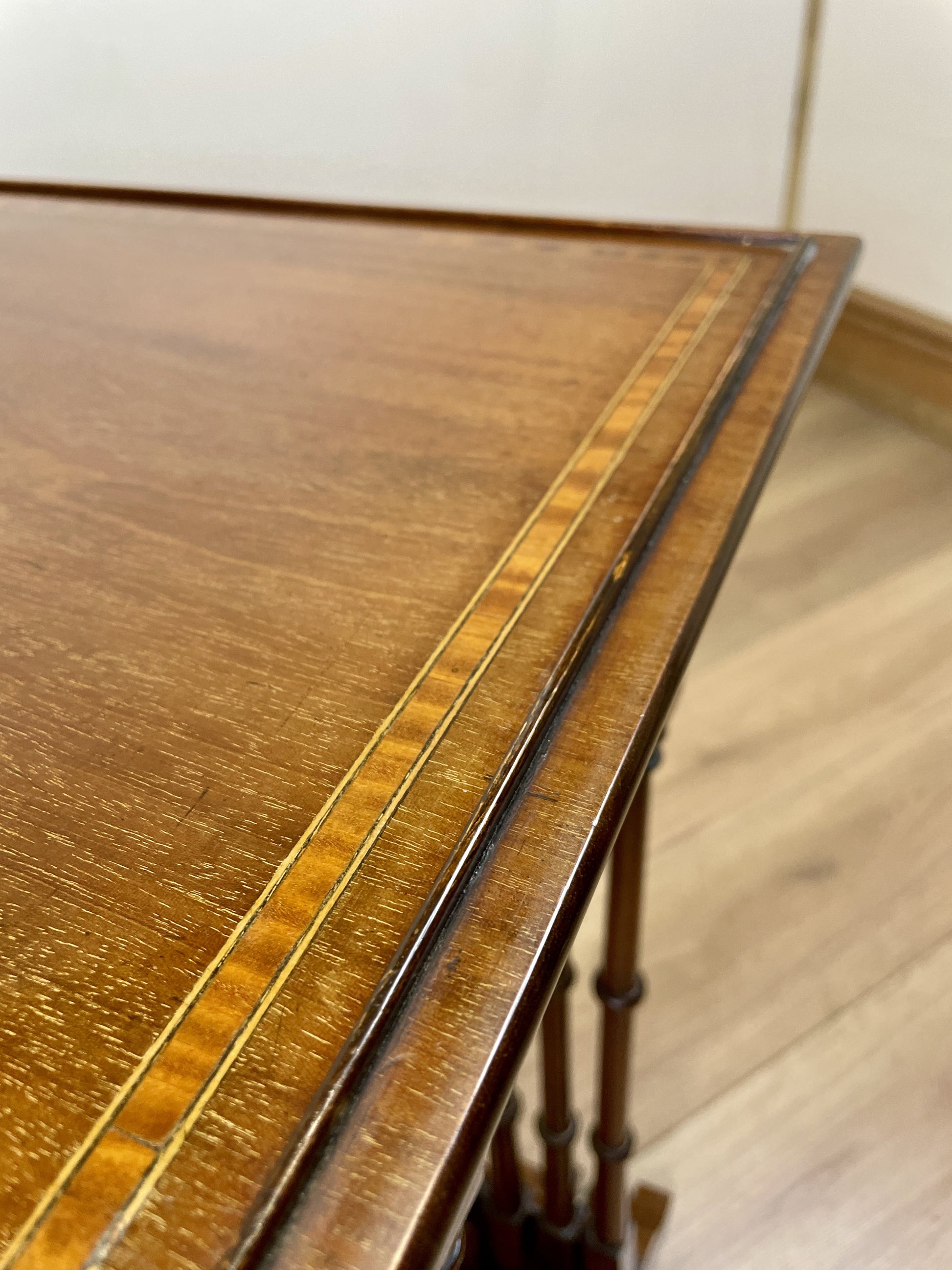 Wooden table with a focus on the edge and surface