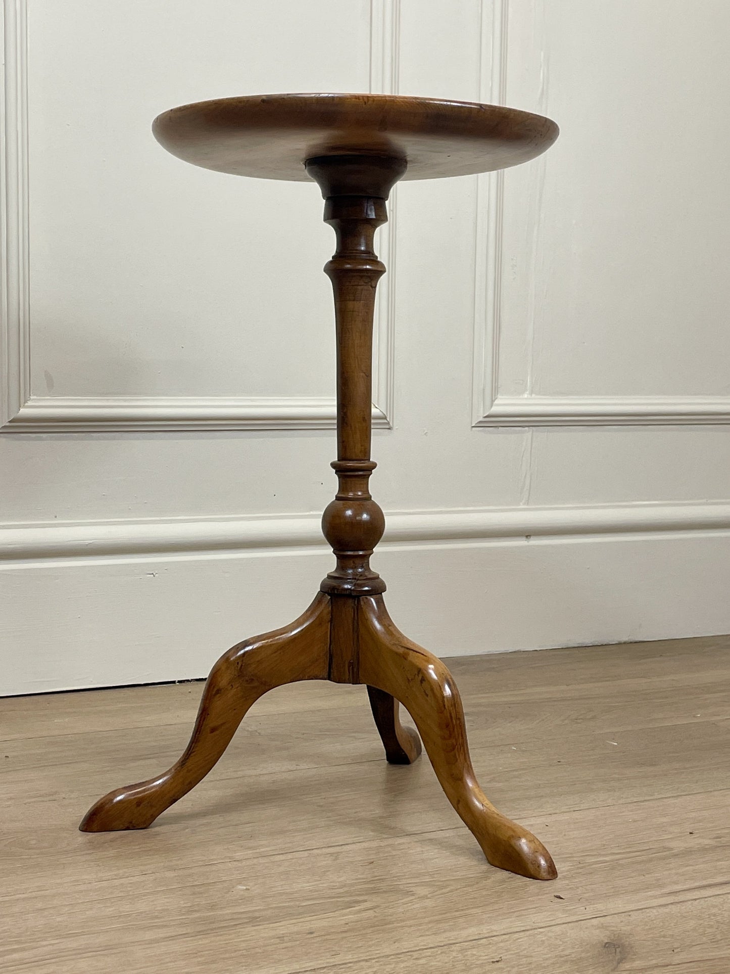 Antique yew wood small wine table with circular top and turned base