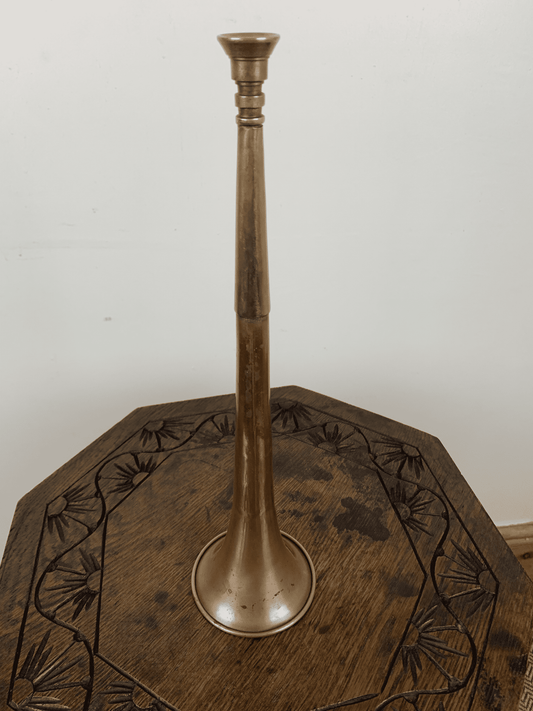 Copper Hunting Horn: Vintage Charm for Noble Pursuits