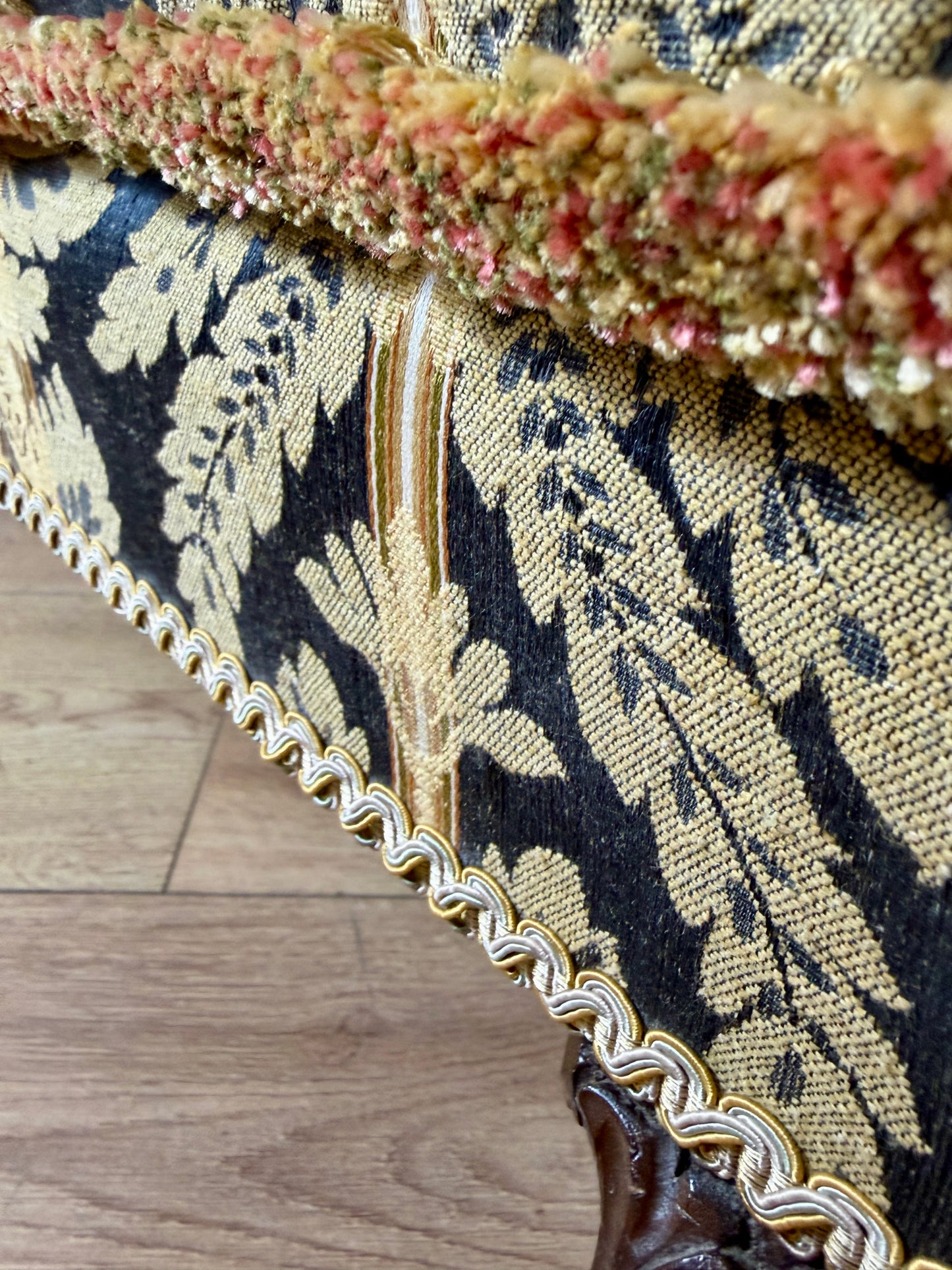 Mid century Georgian style upholstered footstool in excellent condition, long rectangular shape