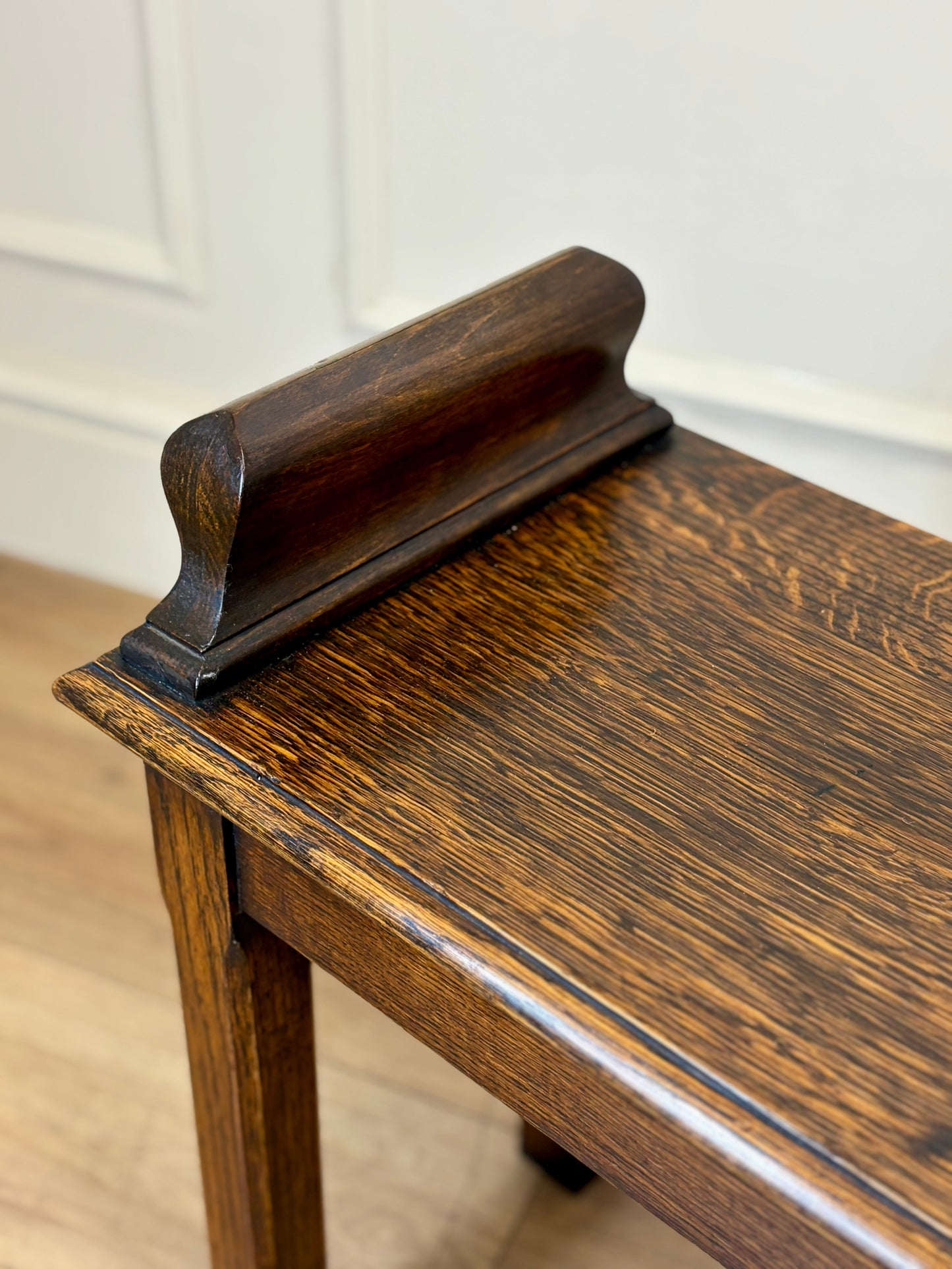 Mid century solid oak hallway bench / window seat with classic detailing, ideal for hallway or window.