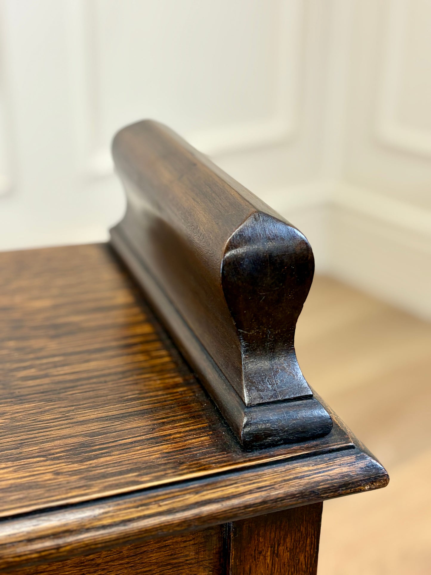Mid century solid oak hallway bench / window seat with classic detailing, ideal for hallway or window.