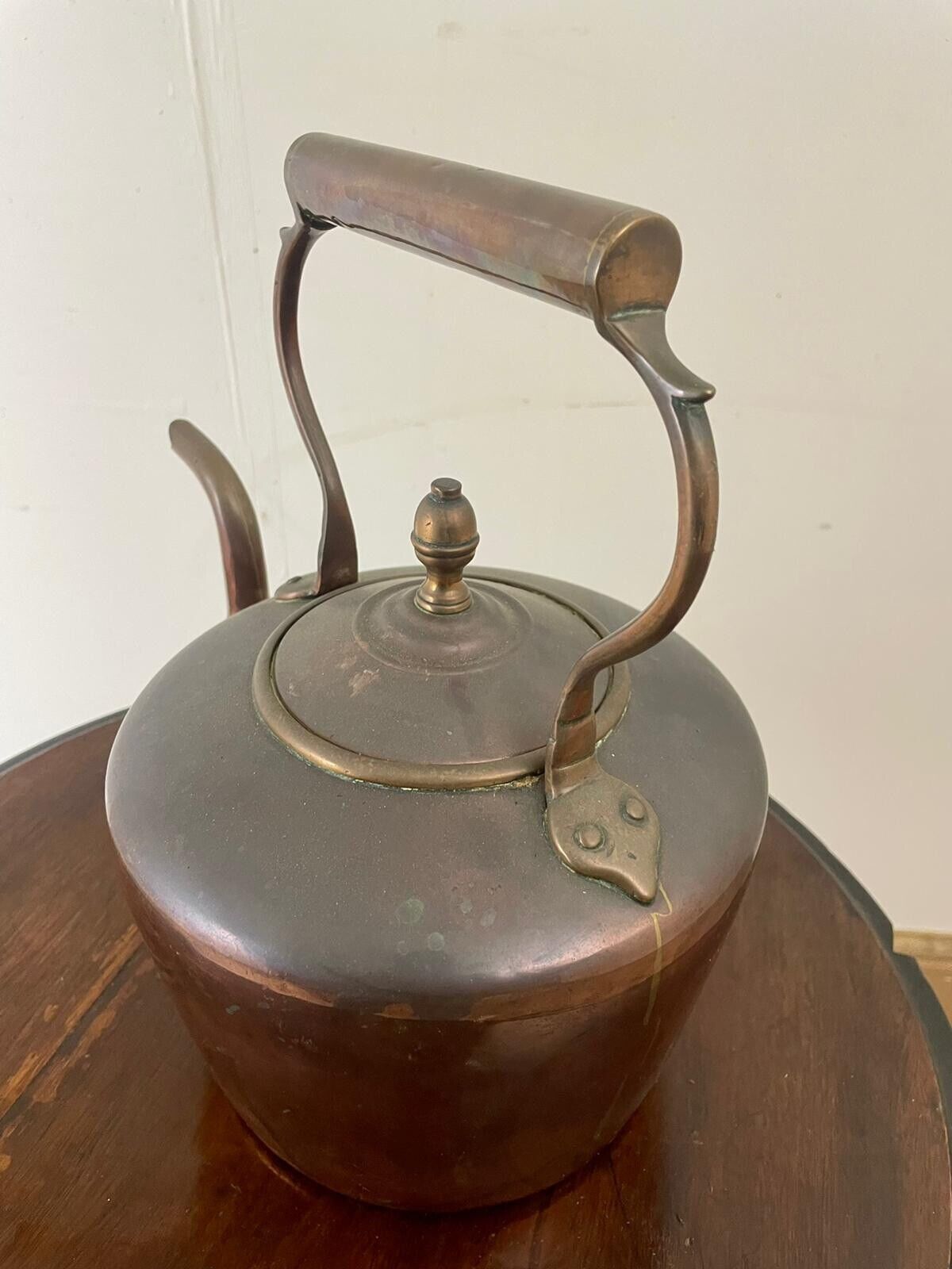 Victorian Antique Copper Kettle – Timeless Elegance for Your Home