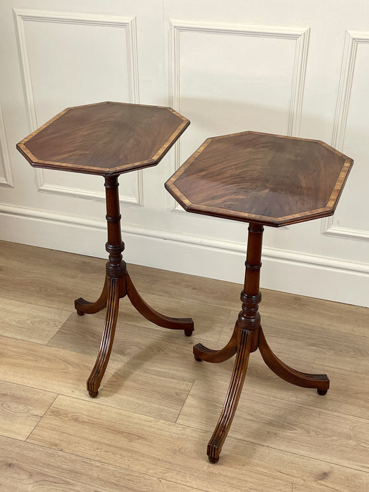 Vintage pair of mahogany decorative lamp tables with reeded legs and ball feet. Restored and ideal for lamps in the living room or bedroom.